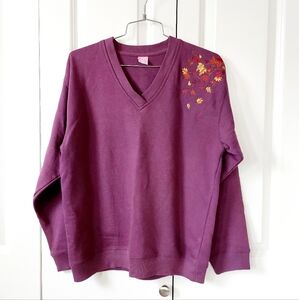 Autumn Leaf Purple Fleece V-neck Top size Medium "LAT" Embroidered Thanksgiving‎